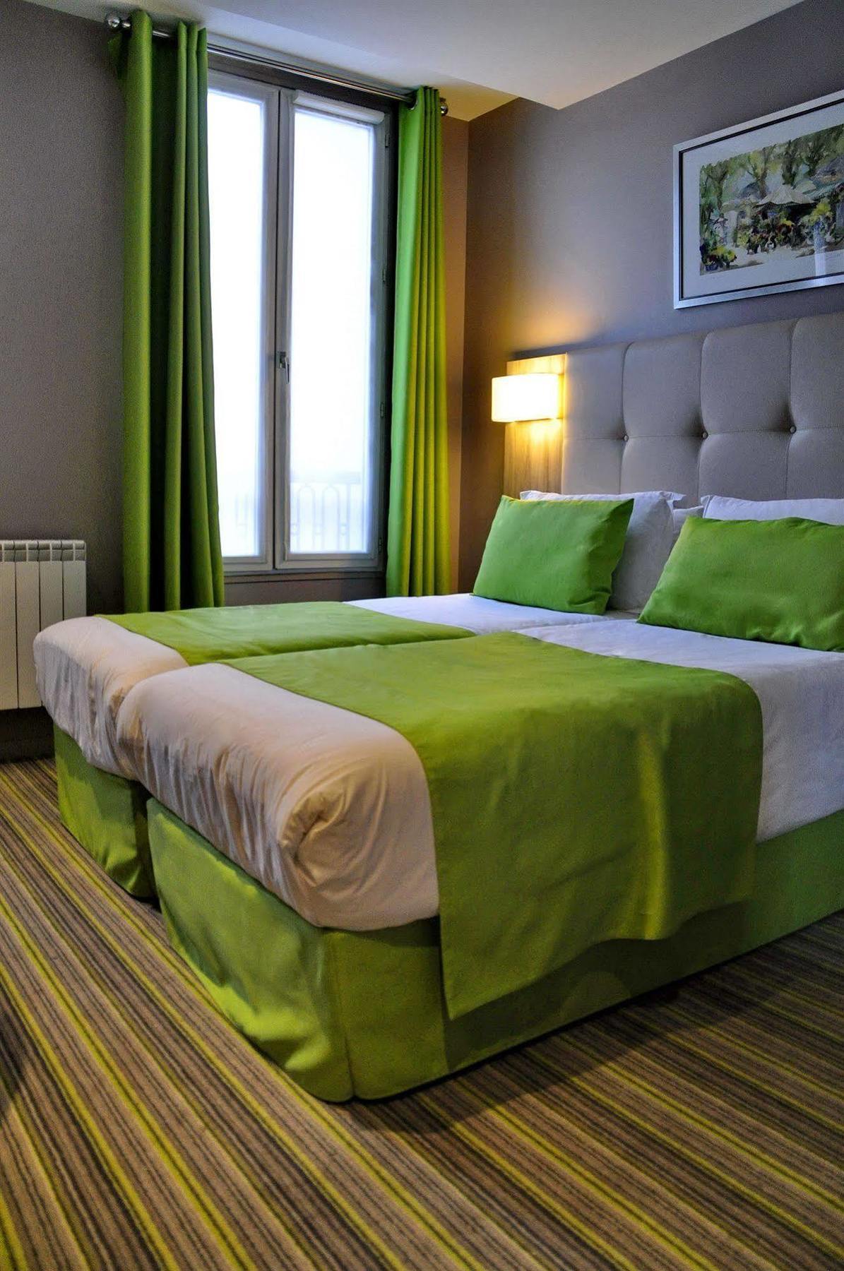 Hotel Floridor Etoile Aulnay-sous-Bois Esterno foto