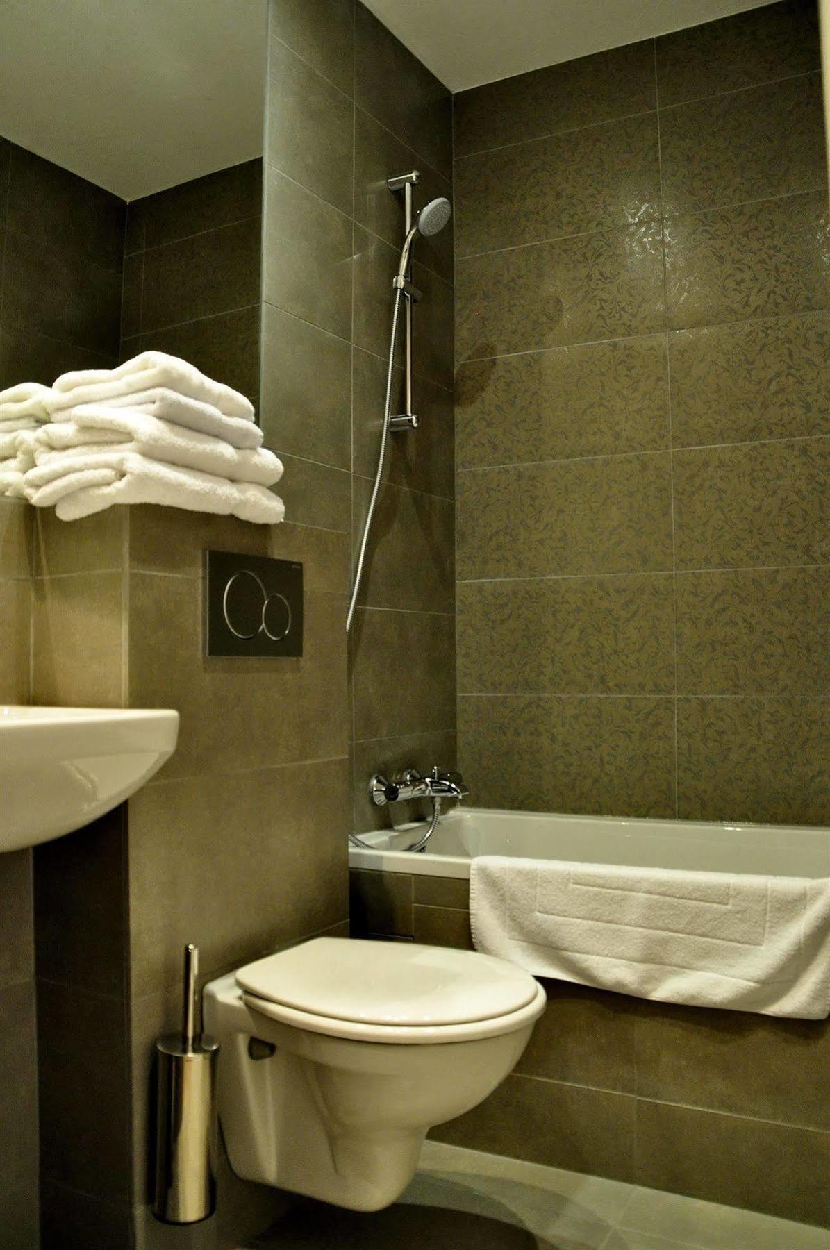 Hotel Floridor Etoile Aulnay-sous-Bois Esterno foto